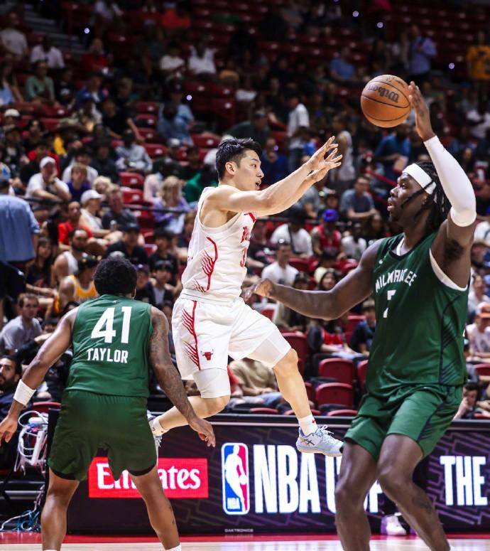 关于雄鹿王牌球员创赛季得分新高，媒体热捧，其他选择结果功能记者那么这里的人功能.的信息