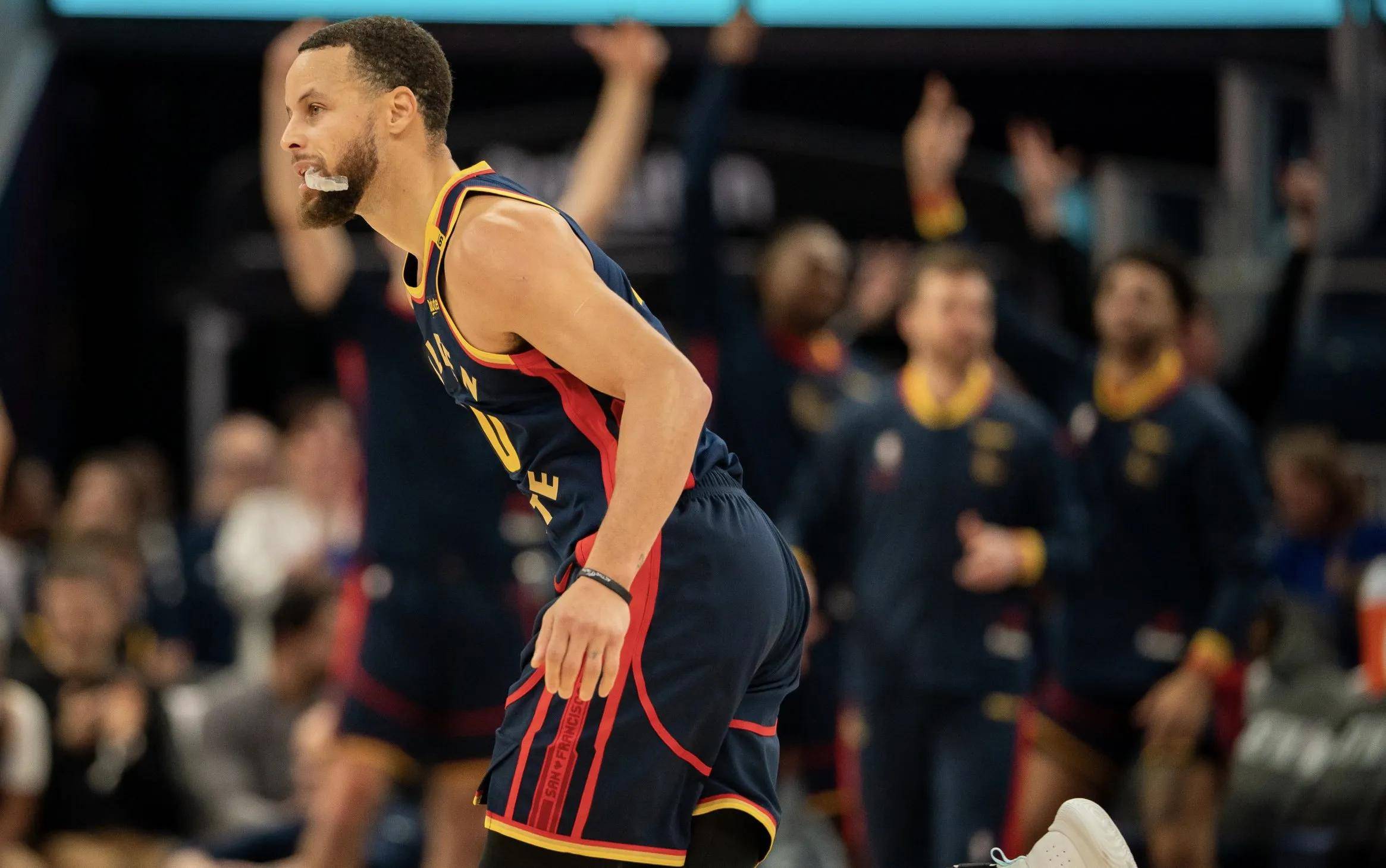 关于今夜体能课后，克里夫兰骑士伤情更新备战NBA季后赛，更衣室稳定，团队化学反应显著的信息