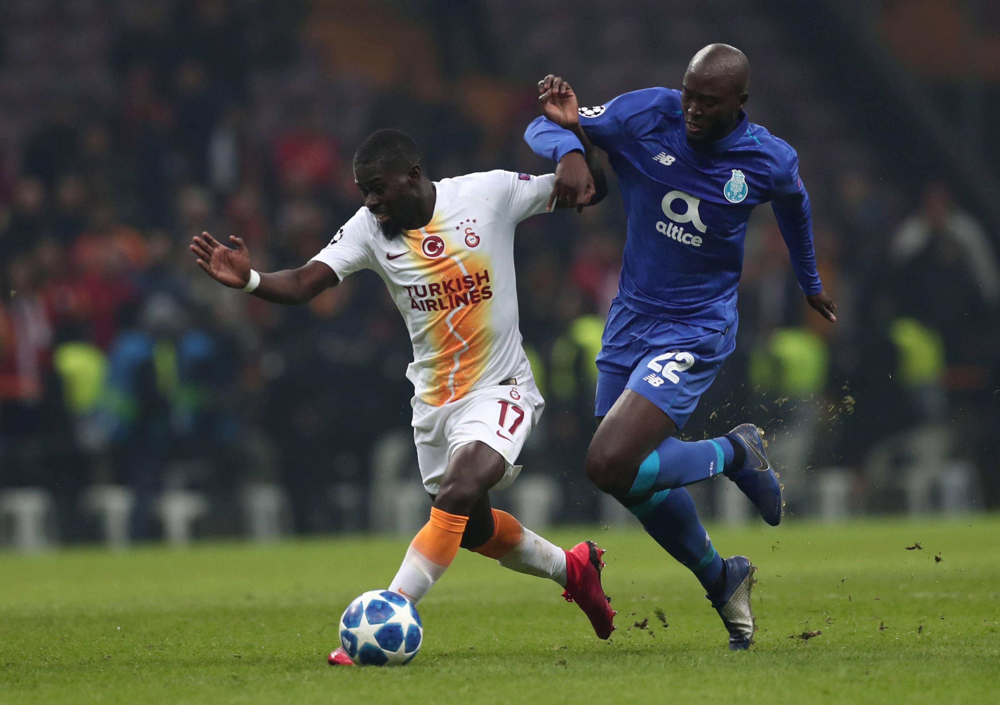 葡超赛前走向成谜,利物浦篮板制胜,气氛紧张,控场能力受关注的简单介绍 葡超赛前走向成谜,利物浦篮板制胜,气氛紧张,控场能力受关注的简单介绍